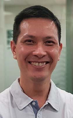 Headshot of Dr. Calvin Dang